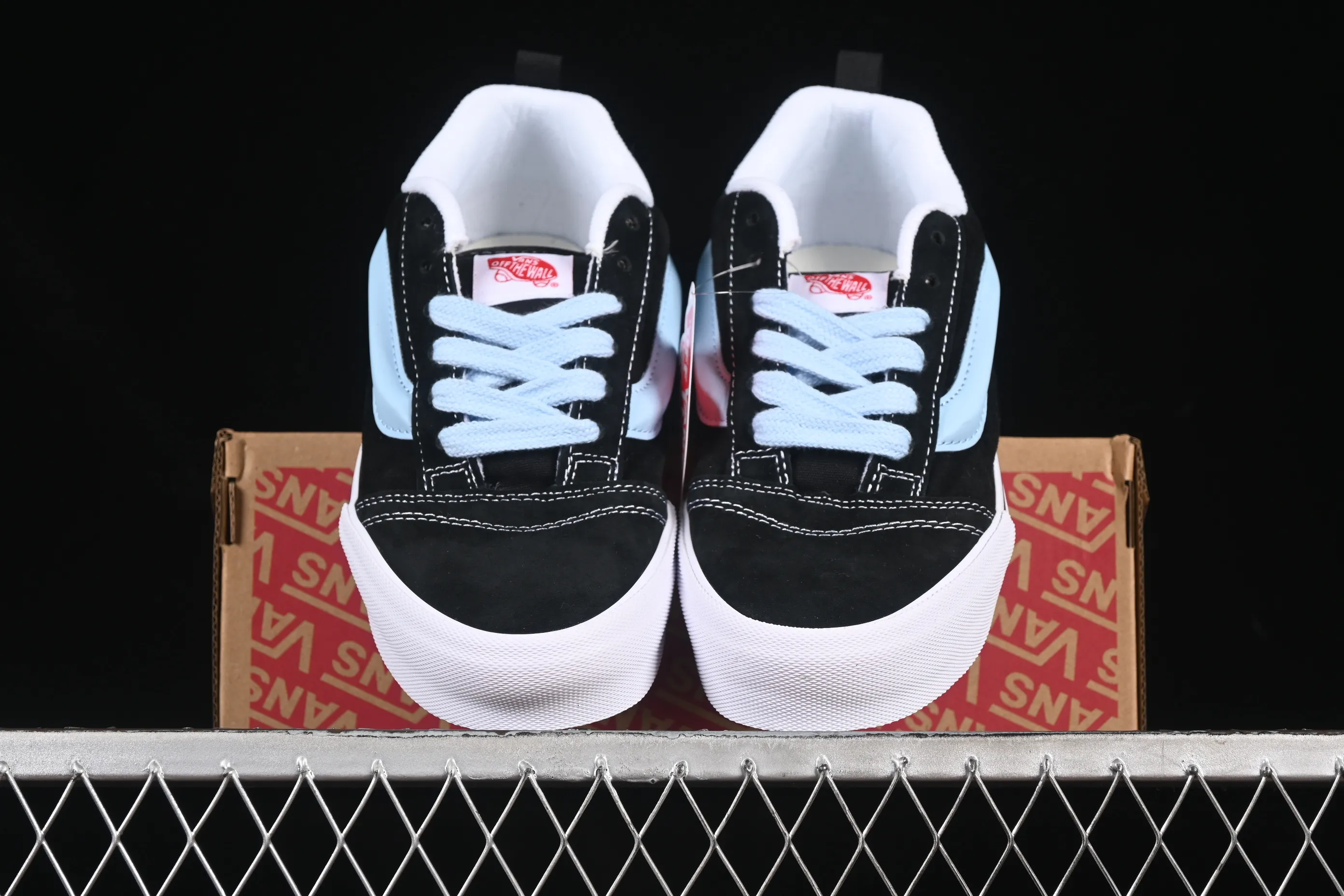 All categories Vans Vans series Vans Low Vans low-top Vans Knu Skool Vans low-top retro casual fat bread shoes VN0009QC6BT1
